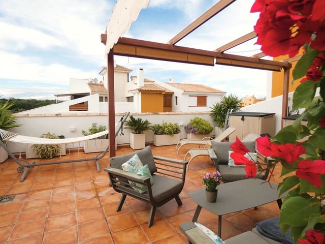 2 makuuhuone Huoneisto myytävänä paikassa Punta Prima, Torrevieja mukana uima-altaan 
autotalli - 375 000 € (Ref: 9522853)