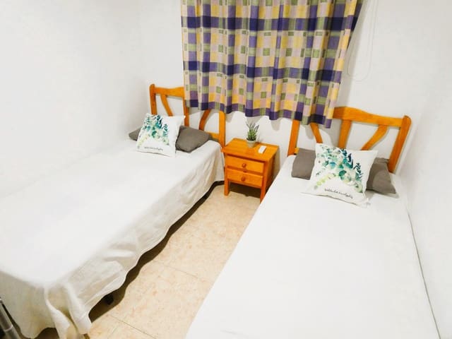 2 makuuhuone Huoneisto myytävänä paikassa Parque de las Naciones, Torrevieja mukana uima-altaan - 148 500 € (Ref: 9539605)