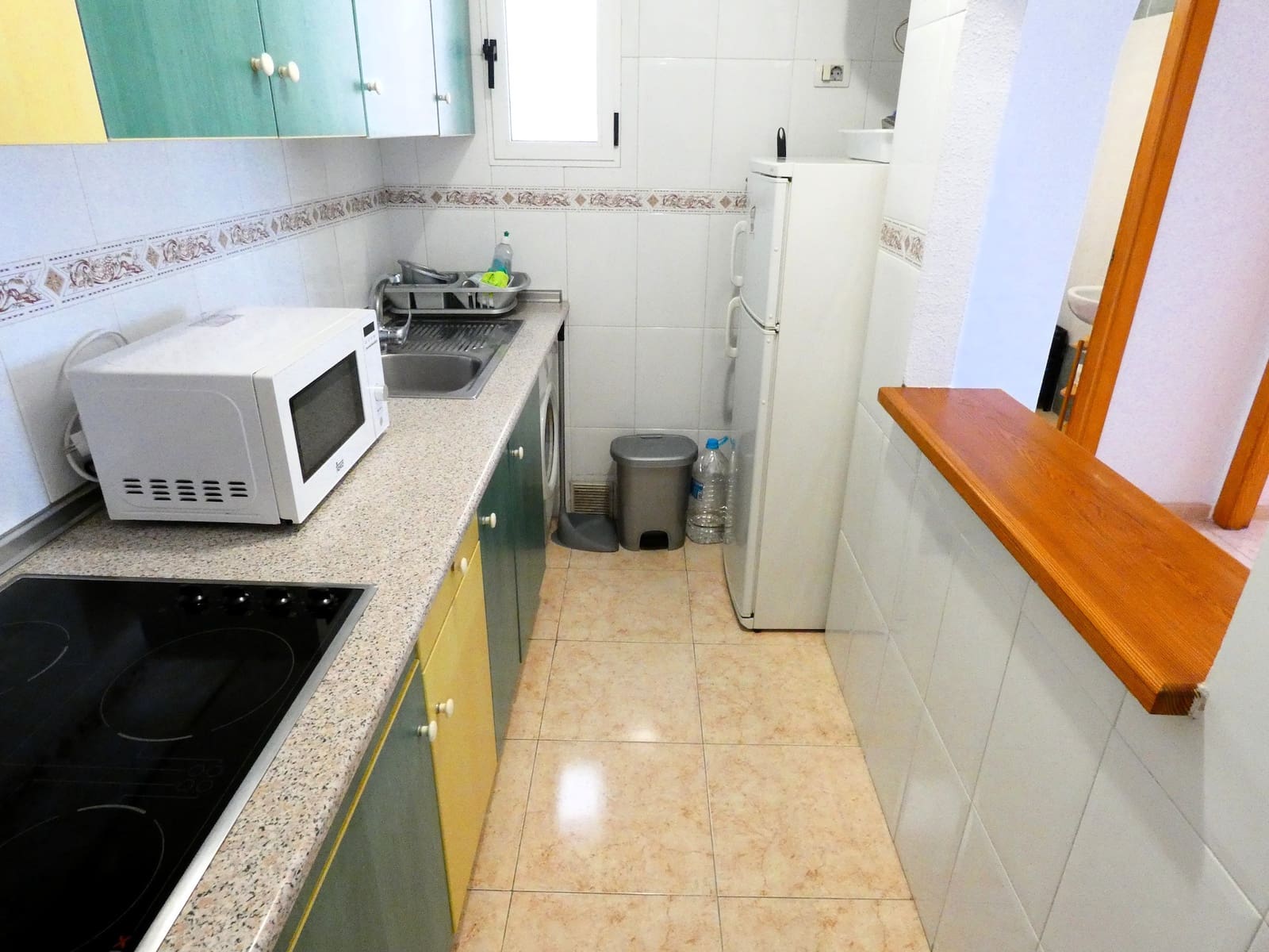 2 makuuhuone Huoneisto myytävänä paikassa Torrevieja mukana uima-altaan - 148 500 € (Ref: 9539605)