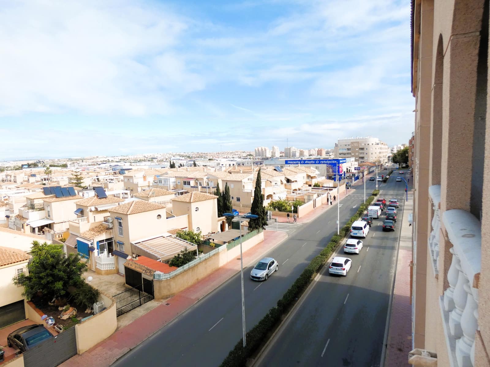 2 makuuhuone Huoneisto myytävänä paikassa Torrevieja mukana uima-altaan - 148 500 € (Ref: 9539605)