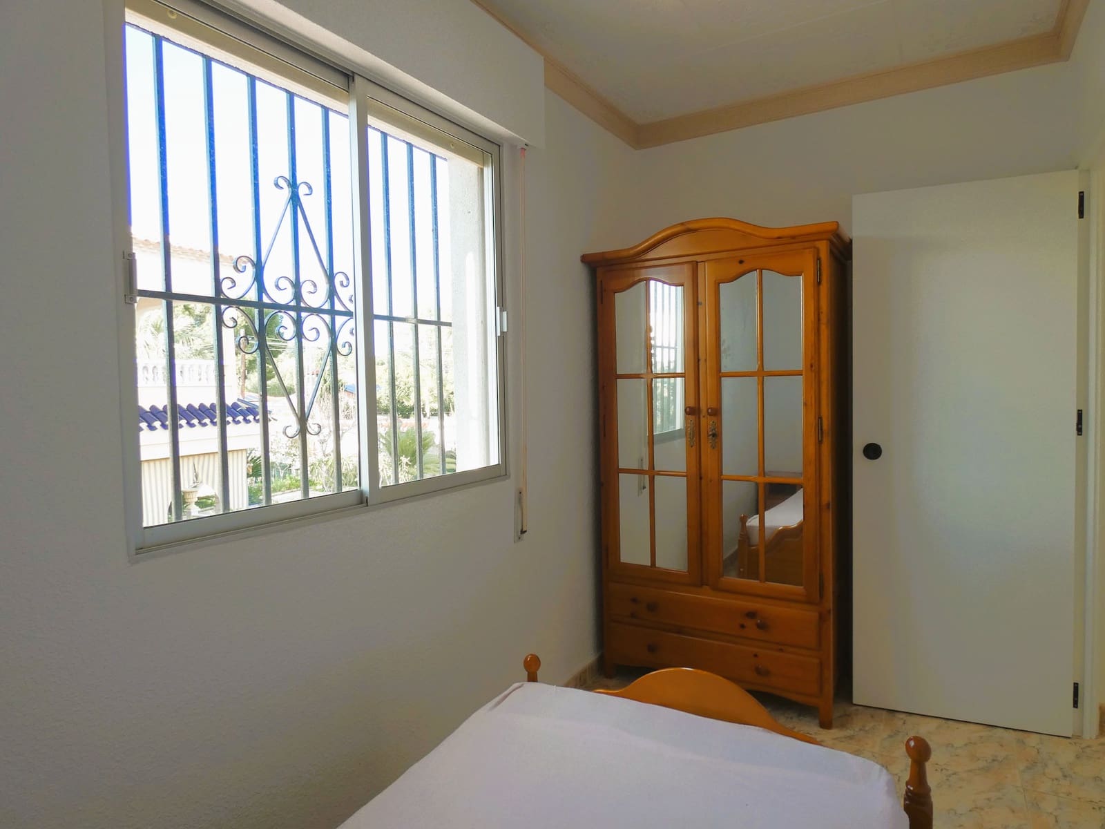 6 quarto Moradia para venda em Pinar de Campoverde com piscina garagem - 539 000 € (Ref: 9605404)