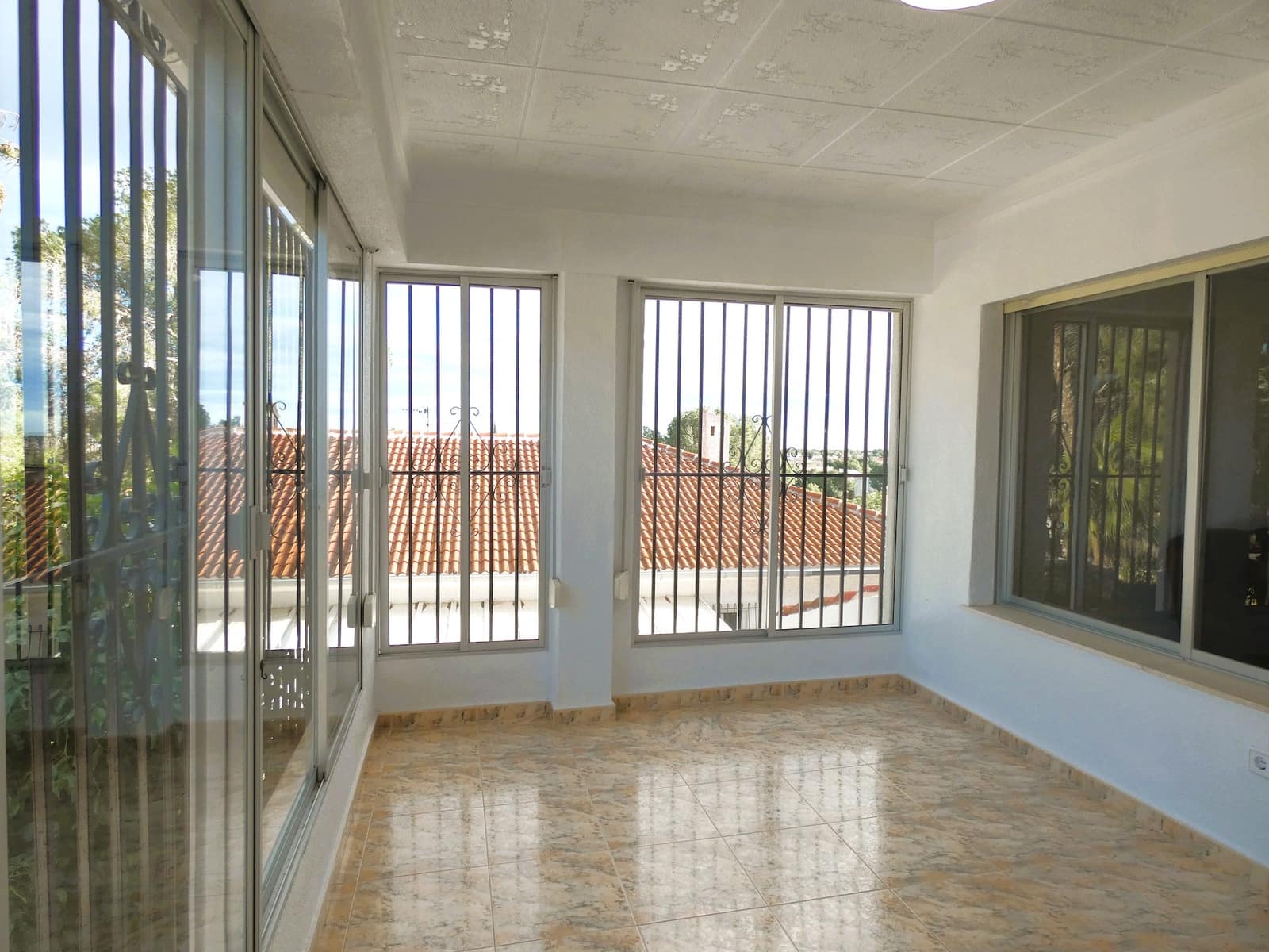 6 quarto Moradia para venda em Pinar de Campoverde com piscina garagem - 539 000 € (Ref: 9605404)