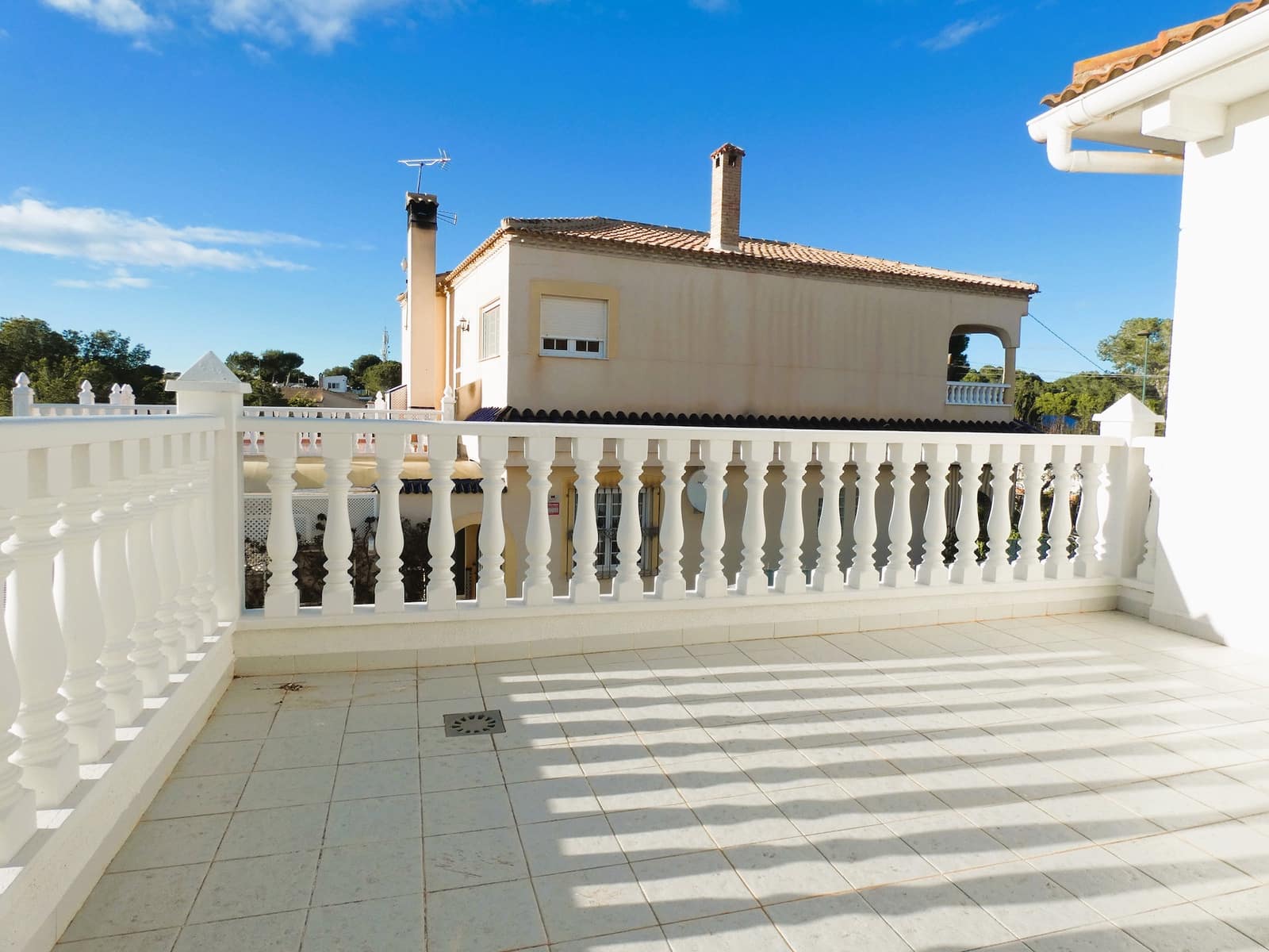 6 quarto Moradia para venda em Pinar de Campoverde com piscina garagem - 539 000 € (Ref: 9605404)