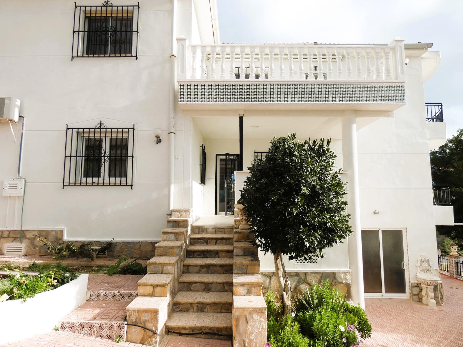 6 quarto Moradia para venda em Pinar de Campoverde com piscina garagem - 539 000 € (Ref: 9605404)