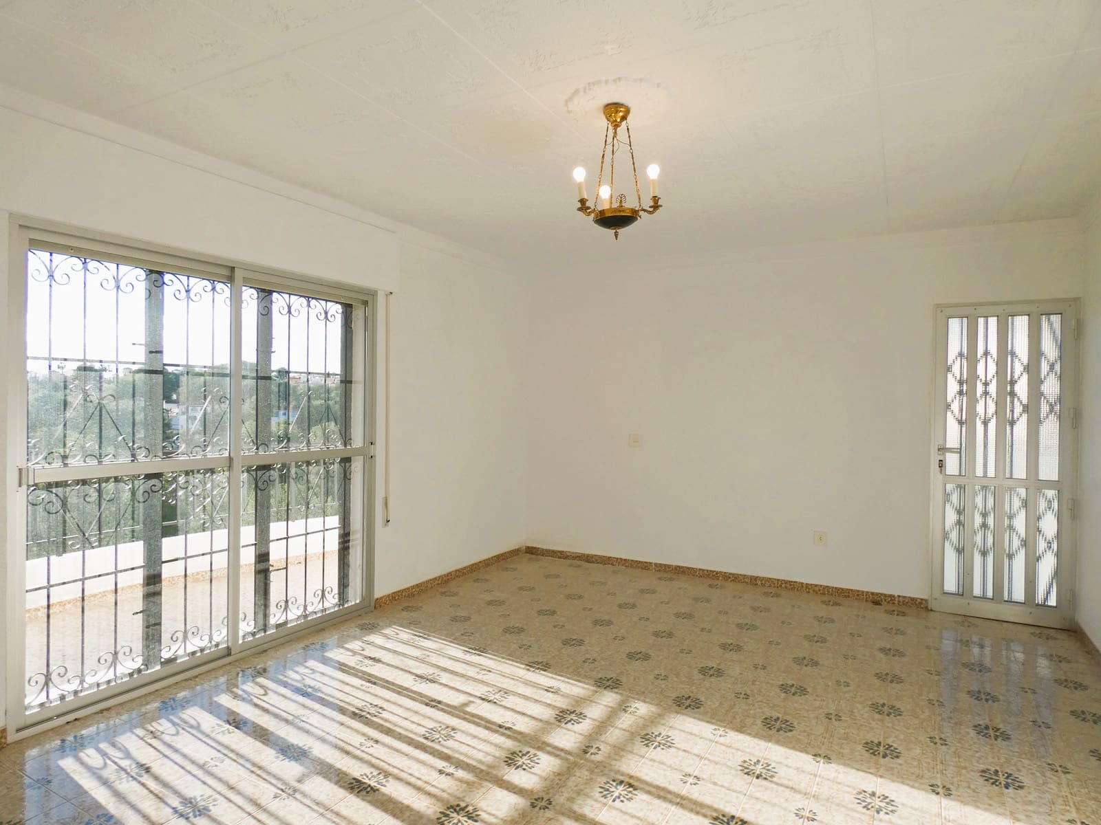 6 quarto Moradia para venda em Pinar de Campoverde com piscina garagem - 539 000 € (Ref: 9605404)