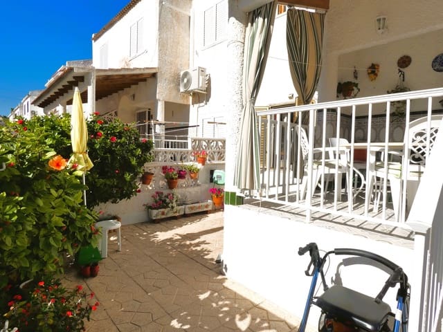 2 bedroom Bungalow for sale in Nueva Torrevieja, Torrevieja with pool garage - € 139,000 (Ref: 9606604)