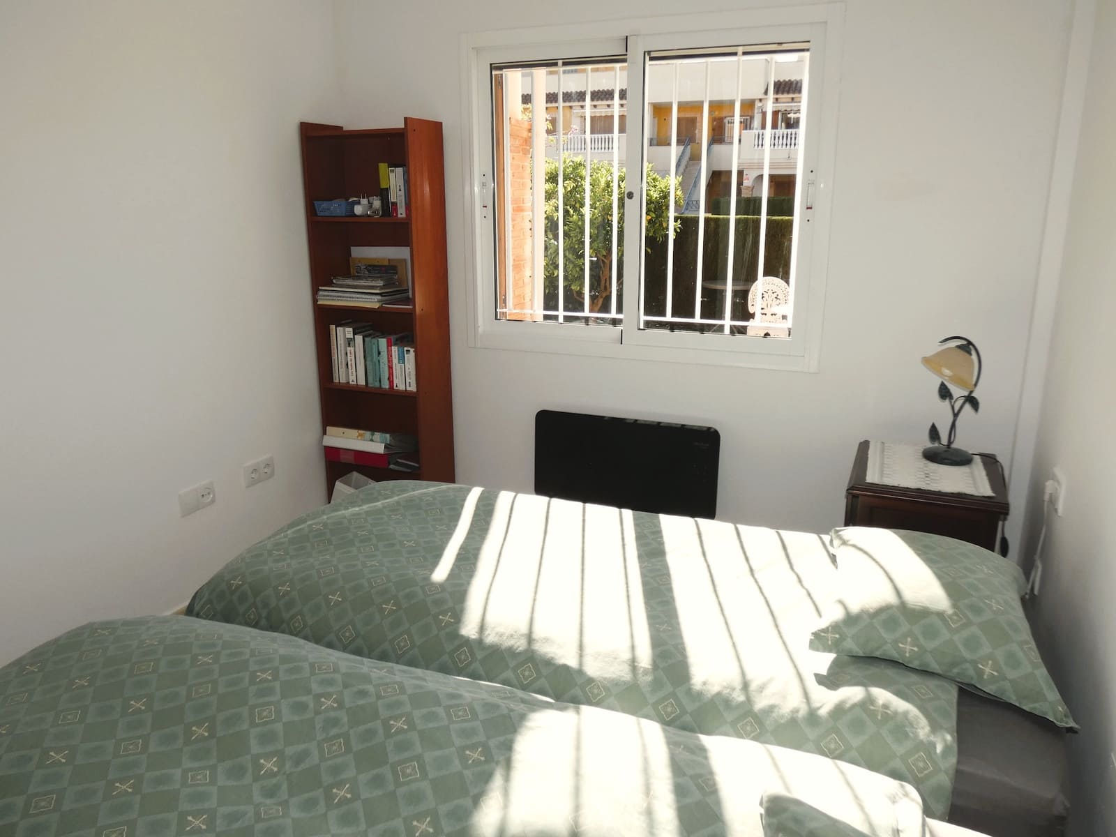 2 bedroom Townhouse for sale in Playa Flamenca with pool garage - € 229,000 (Ref: 9696754)