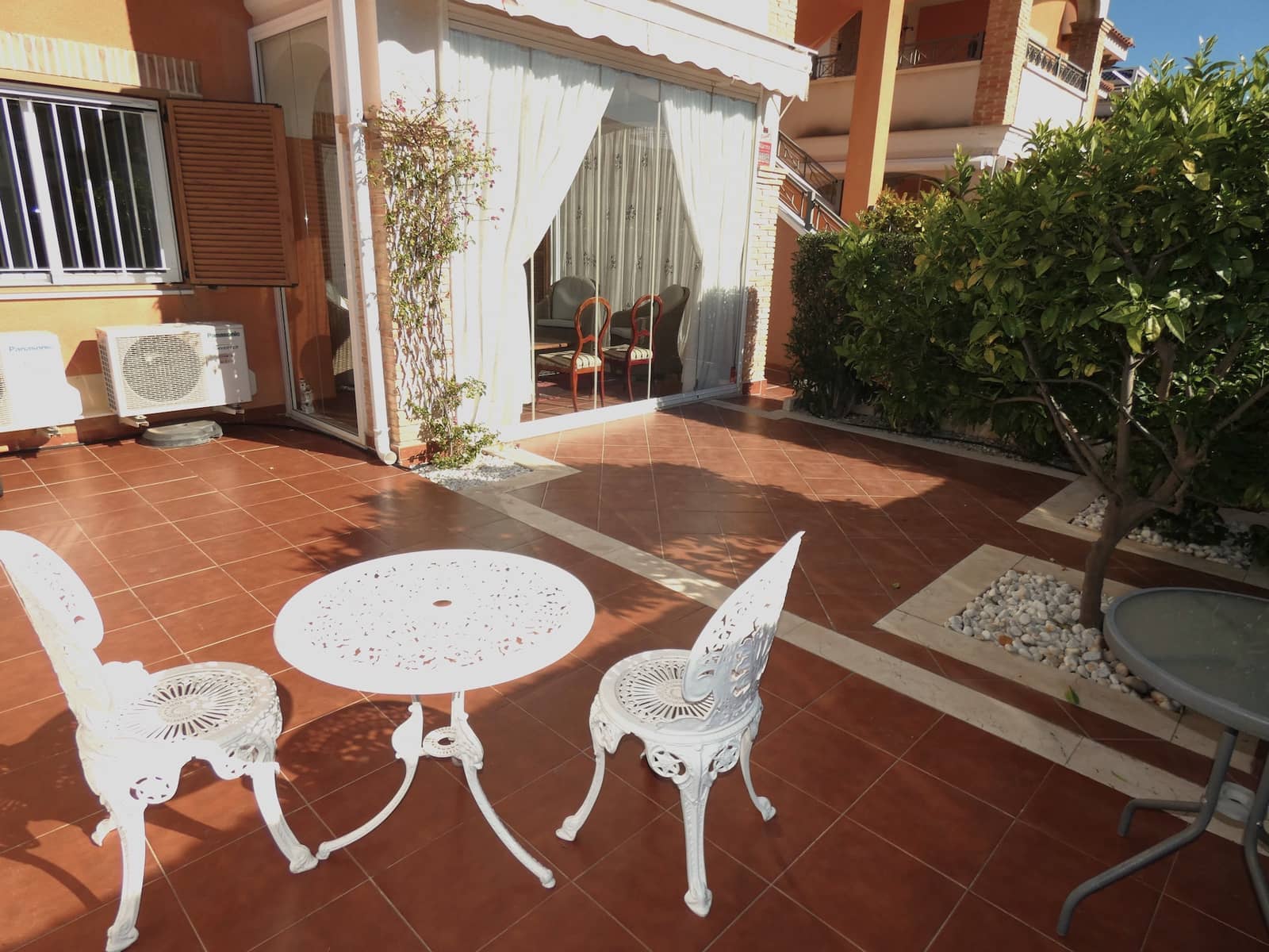 2 bedroom Townhouse for sale in Playa Flamenca with pool garage - € 229,000 (Ref: 9696754)