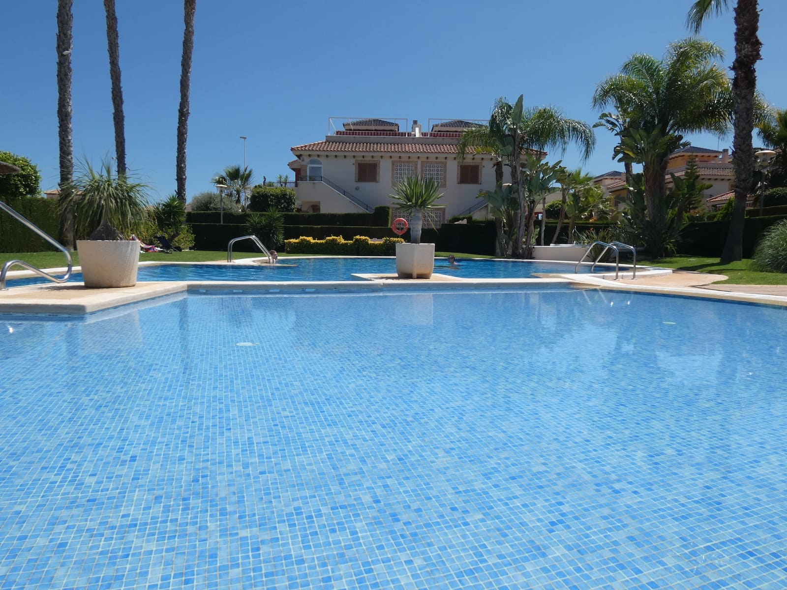 2 bedroom Townhouse for sale in Playa Flamenca with pool garage - € 229,000 (Ref: 9696754)