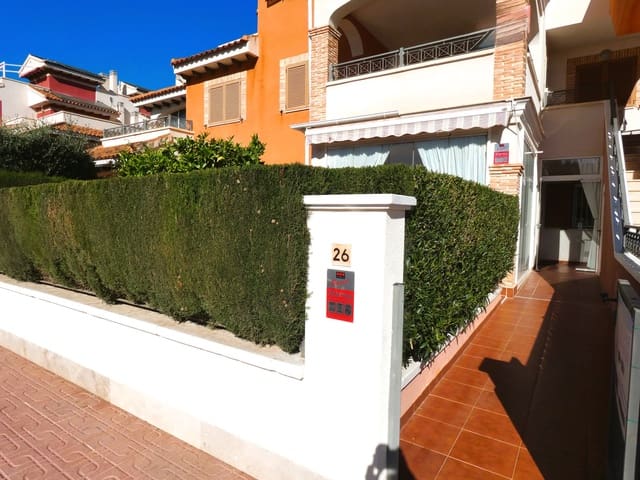 2 makuuhuone Omakotitalo myytävänä paikassa Playa Flamenca, Orihuela mukana uima-altaan 
autotalli - 229 000 € (Ref: 9696754)