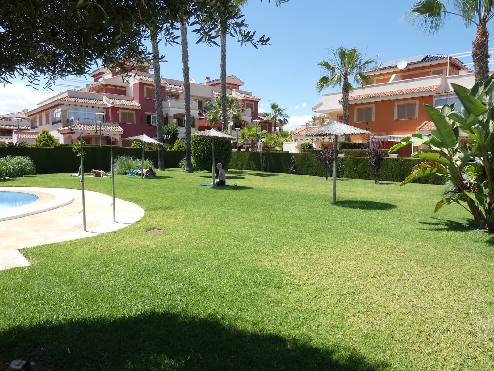 2 bedroom Townhouse for sale in Playa Flamenca with pool garage - € 229,000 (Ref: 9696754)