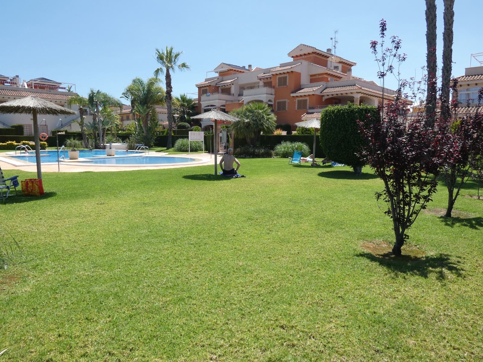 2 bedroom Townhouse for sale in Playa Flamenca with pool garage - € 229,000 (Ref: 9696754)