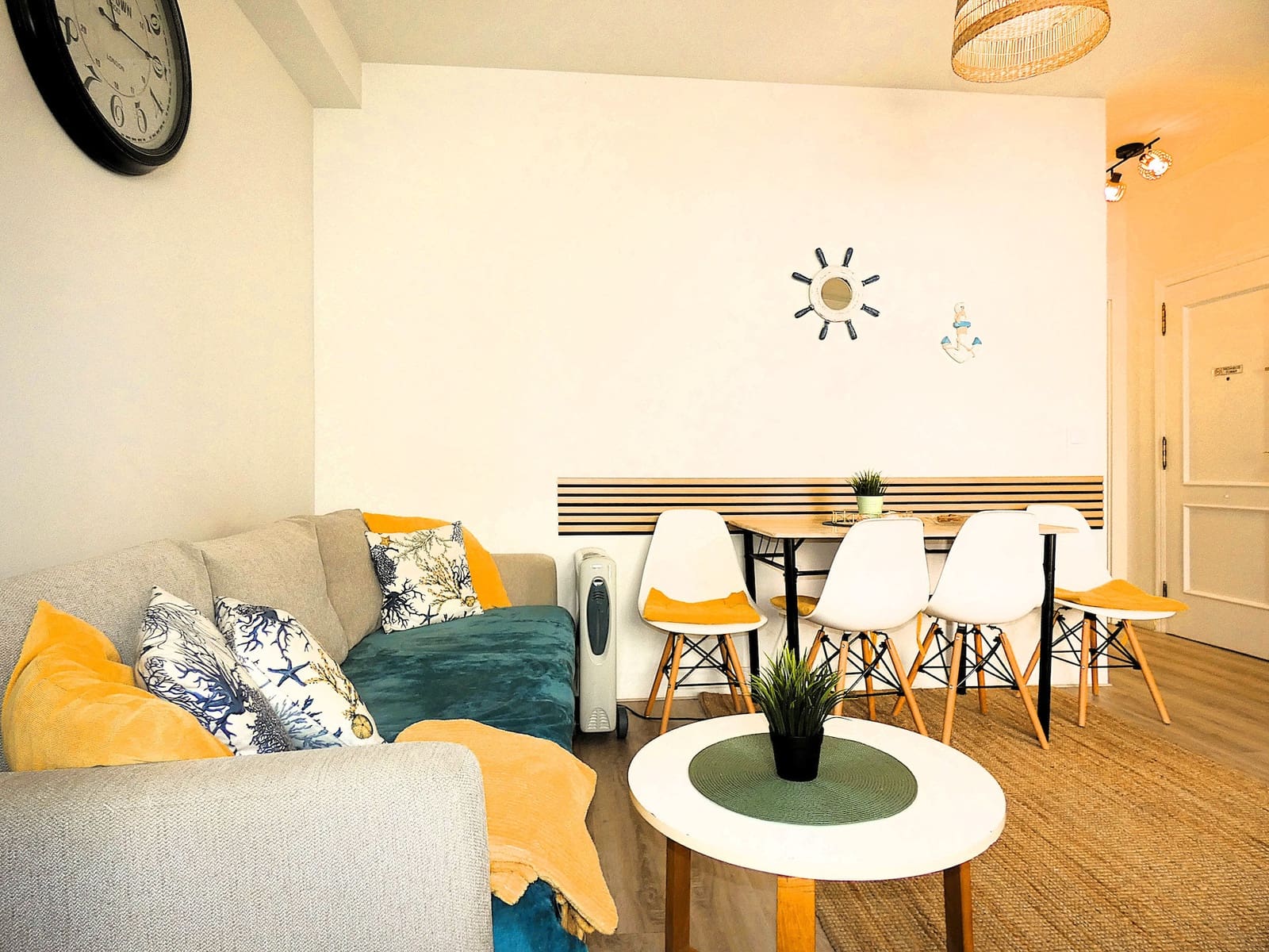 1 sypialnia Apartament na sprzedaż w Torrevieja z basenem - 139 000 € (Ref: 9720453)