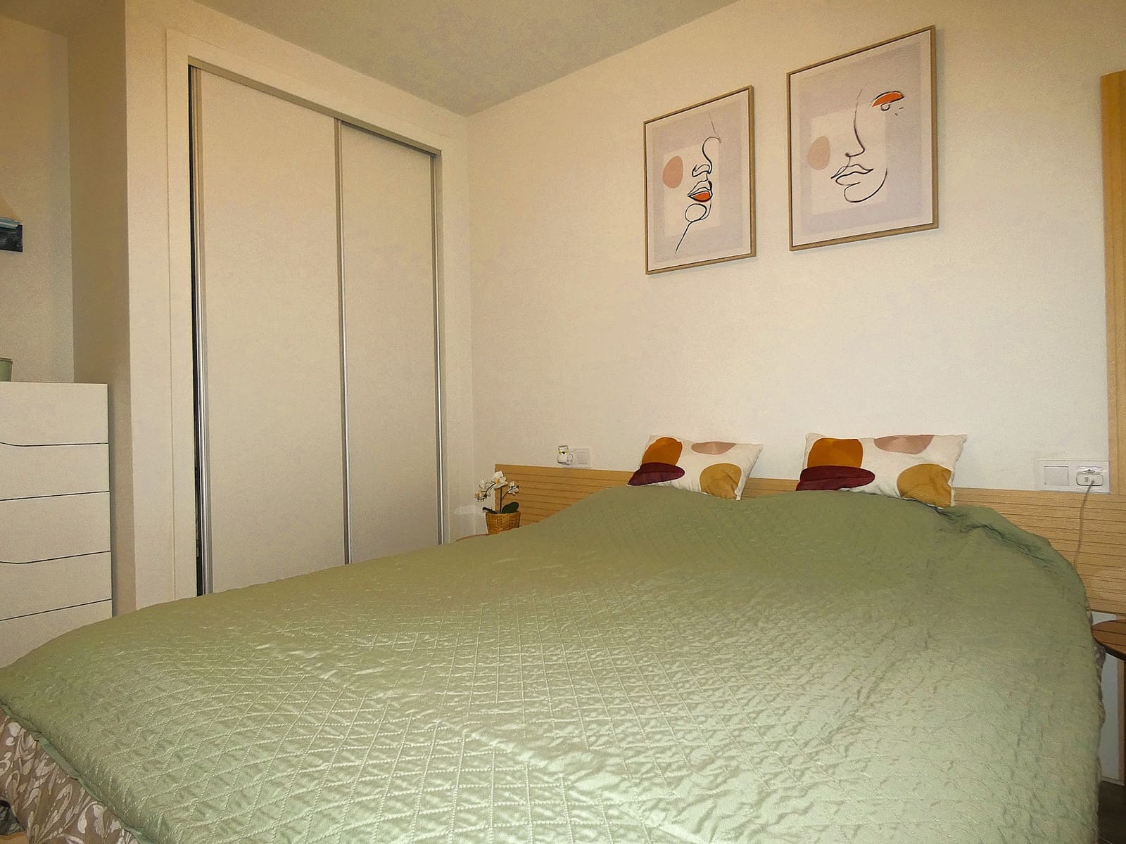 1 sypialnia Apartament na sprzedaż w Torrevieja z basenem - 139 000 € (Ref: 9720453)