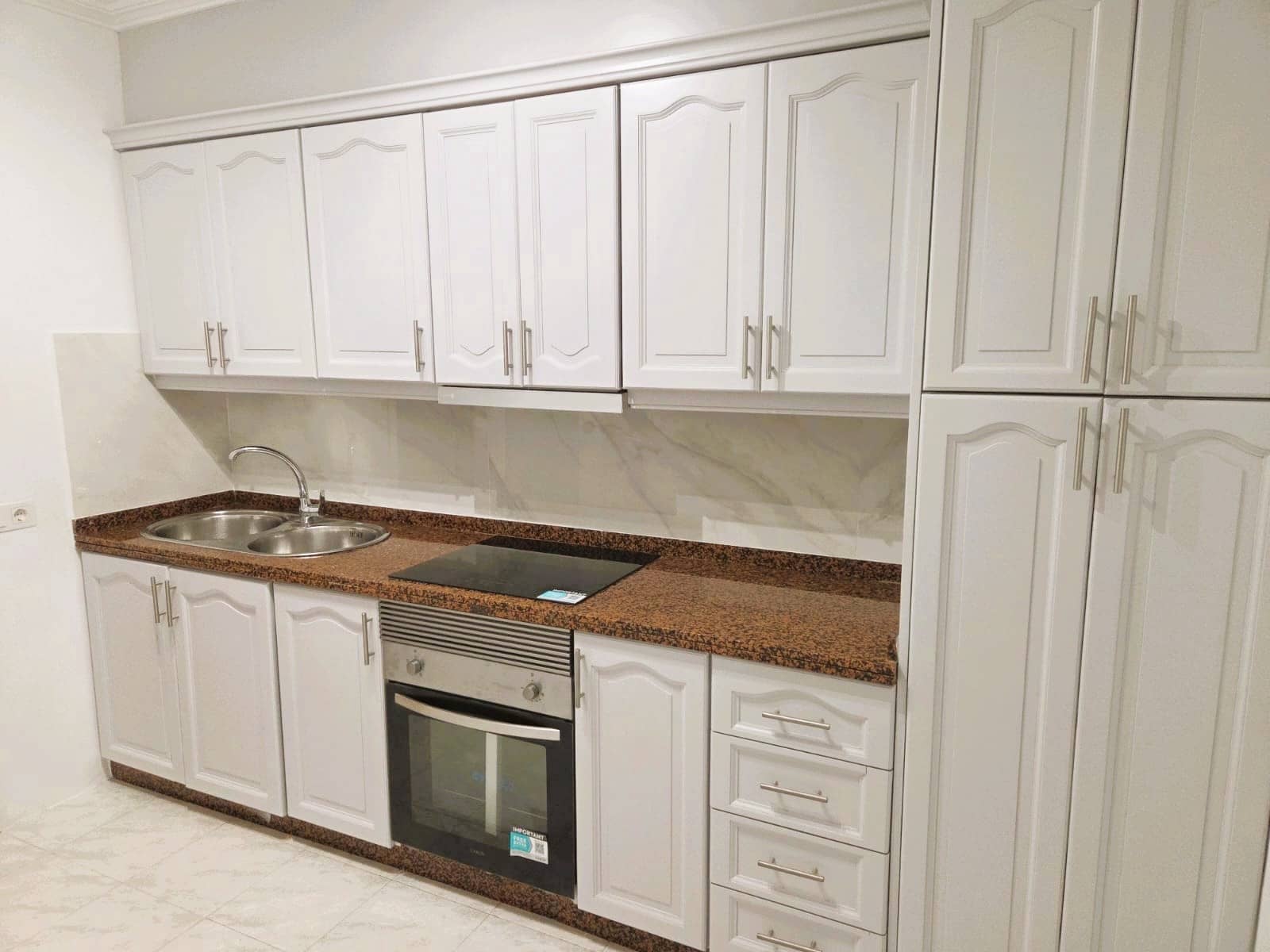 Apartamento de 3 habitaciones en Torrevieja en venta - 189.000 € (Ref: 9723506)