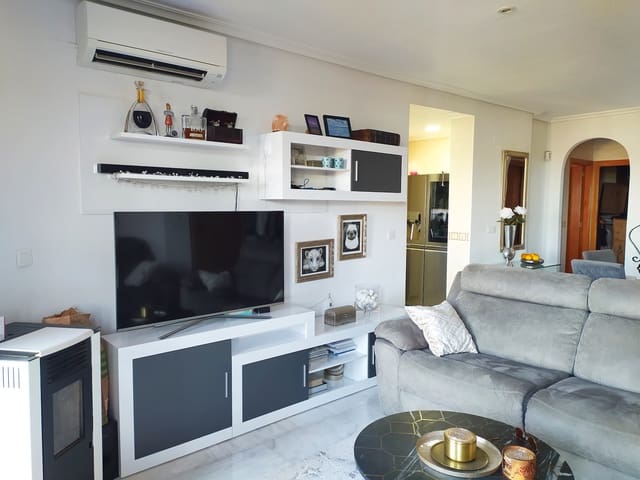 Chalet de 4 habitaciones en San Miguel de Salinas en venta con piscina garaje - 449.000 € (Ref: 9775905)