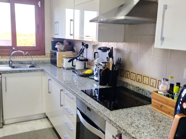 Chalet de 4 habitaciones en San Miguel de Salinas en venta con piscina garaje - 449.000 € (Ref: 9775905)