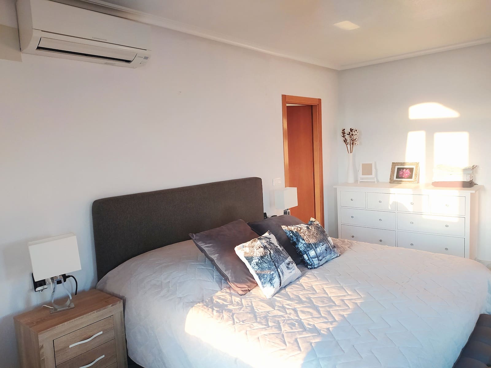 Chalet de 4 habitaciones en San Miguel de Salinas en venta con piscina garaje - 449.000 € (Ref: 9775905)