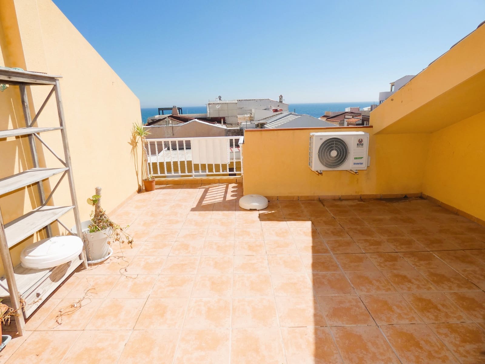 3 bedroom Terraced Villa for sale in La Veleta - € 245,000 (Ref: 9775906)