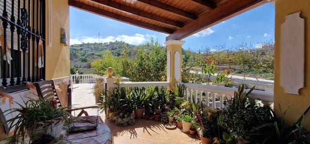 3 soveværelse Finca/Landehus til salg i Coín med swimmingpool garage - € 375.000 (Ref: 8571044)