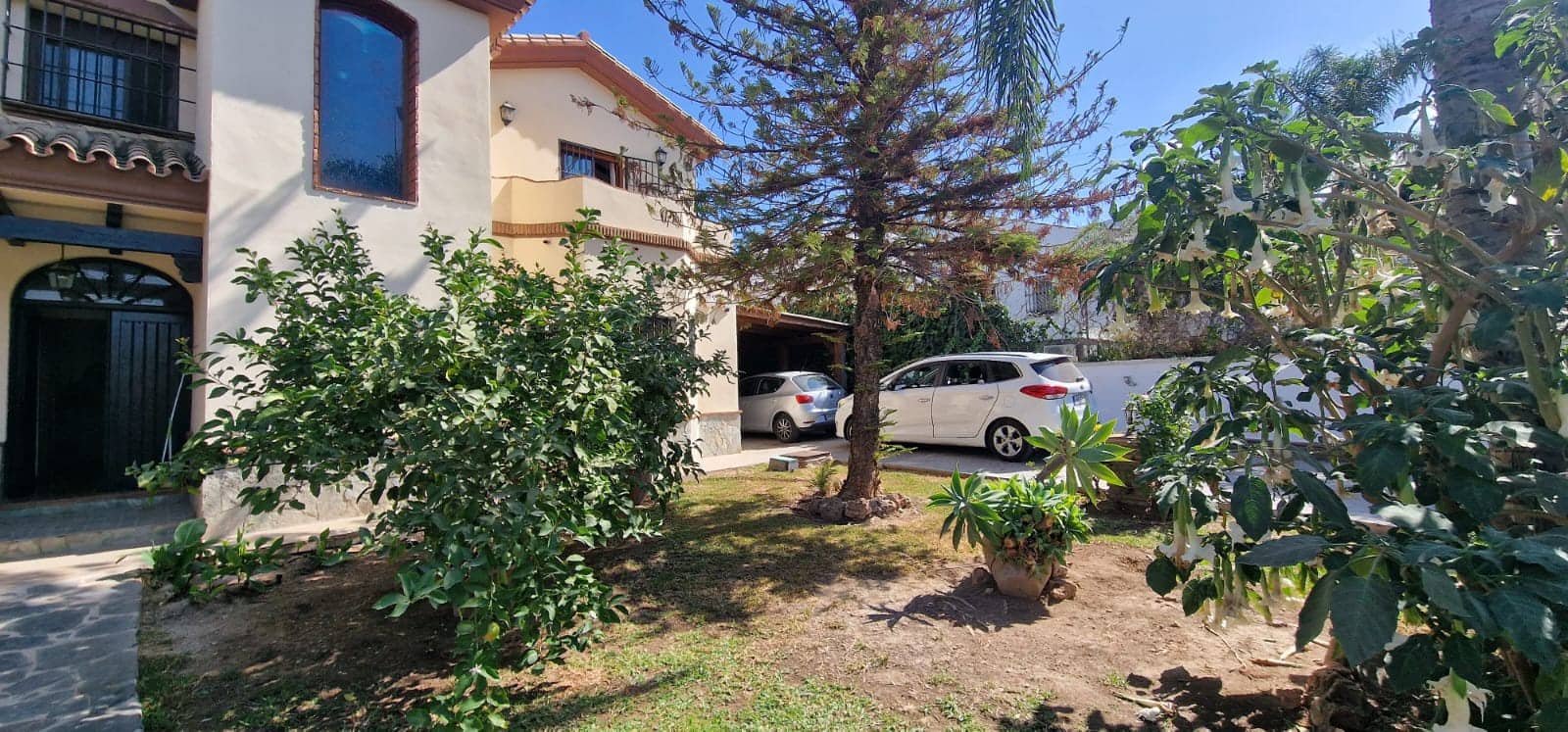 4 soveværelse Villa til salg i Alhaurin el Grande med swimmingpool garage - € 695.000 (Ref: 9312297)