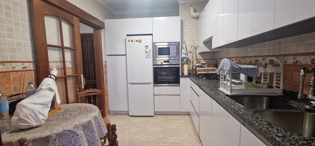 Apartamento de 4 habitaciones en Coín en venta con garaje - 299.900 € (Ref: 9552606)