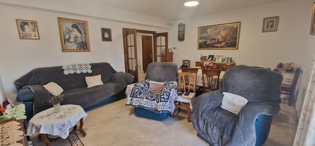 Apartamento de 4 habitaciones en Coín en venta con garaje - 299.900 € (Ref: 9552606)