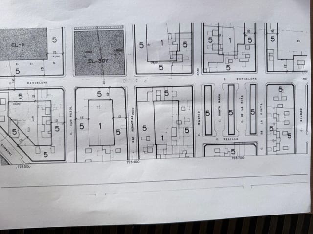Gewerbe zu verkaufen in Moncada - 495.000 € (Ref: 10078698)