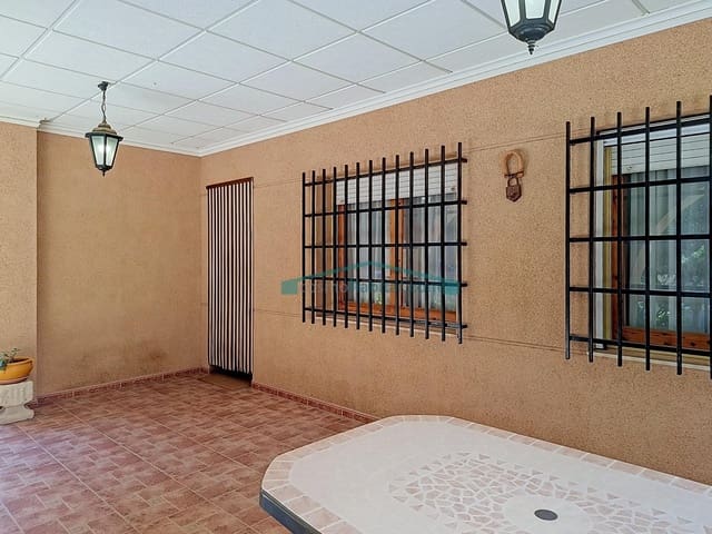 Chalet de 3 habitaciones en Muchamiel / Mutxamel en venta con garaje - 660.000 € (Ref: 10078708)