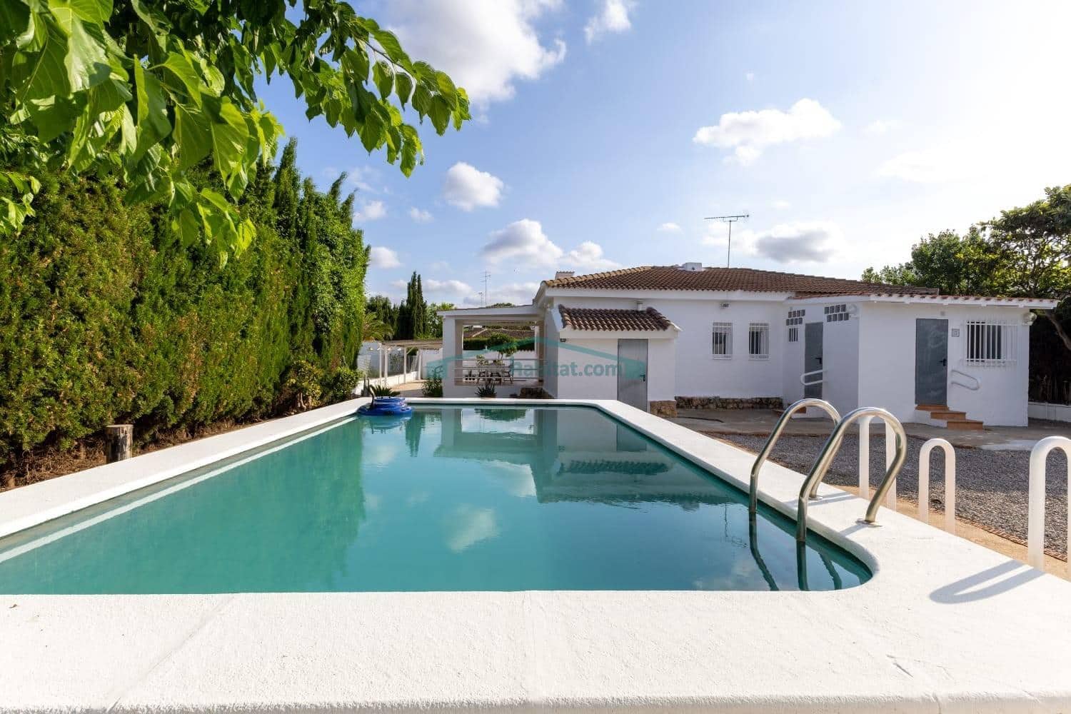 Chalet de 4 habitaciones en L'Eliana en venta con piscina garaje - 590.000 € (Ref: 10078712)