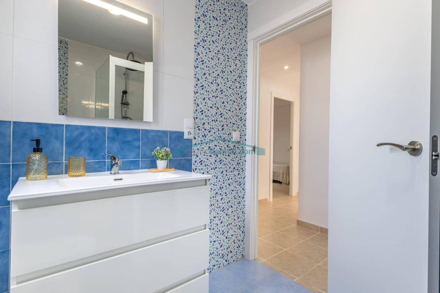 Chalet de 4 habitaciones en L'Eliana en venta con piscina garaje - 590.000 € (Ref: 10078712)