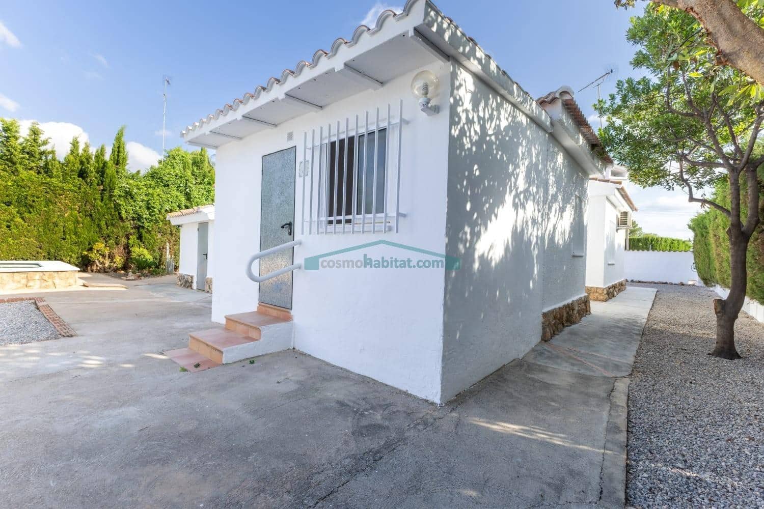 Chalet de 4 habitaciones en L'Eliana en venta con piscina garaje - 590.000 € (Ref: 10078712)