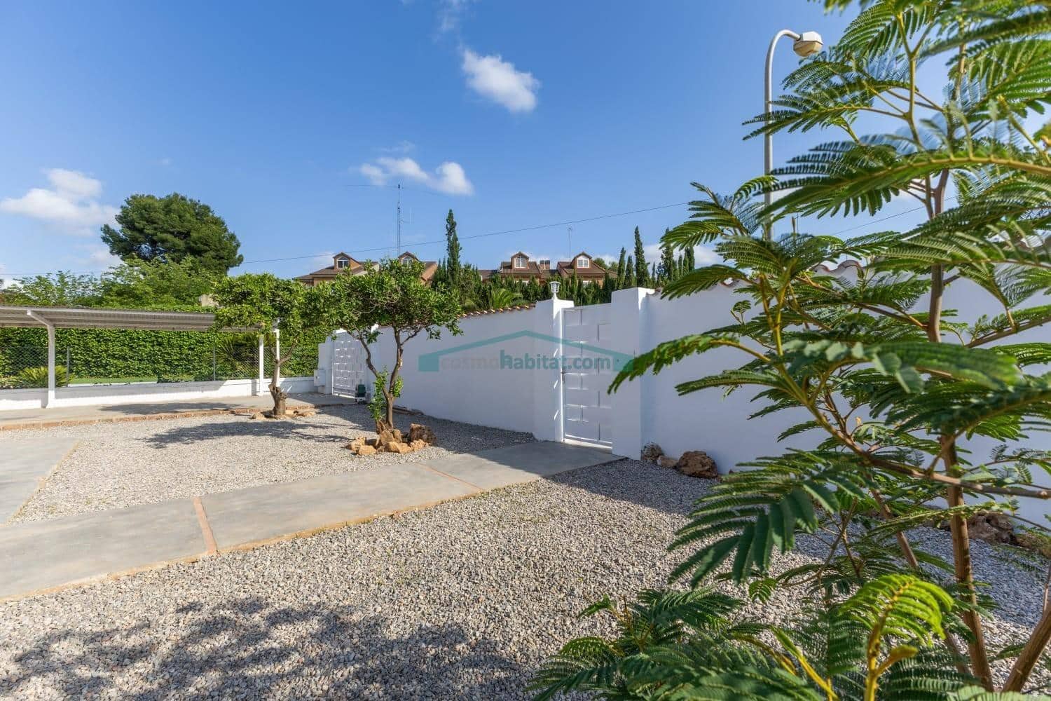 Chalet de 4 habitaciones en L'Eliana en venta con piscina garaje - 590.000 € (Ref: 10078712)