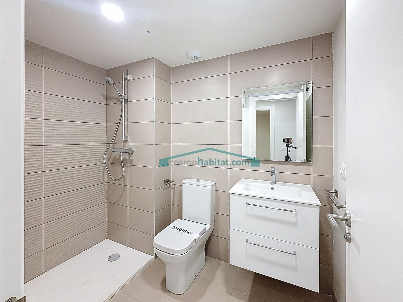 4 Zimmer Reihenhaus zu vermieten in San Antonio de Benageber mit Pool Garage - 2.400 € (Ref: 10078721)