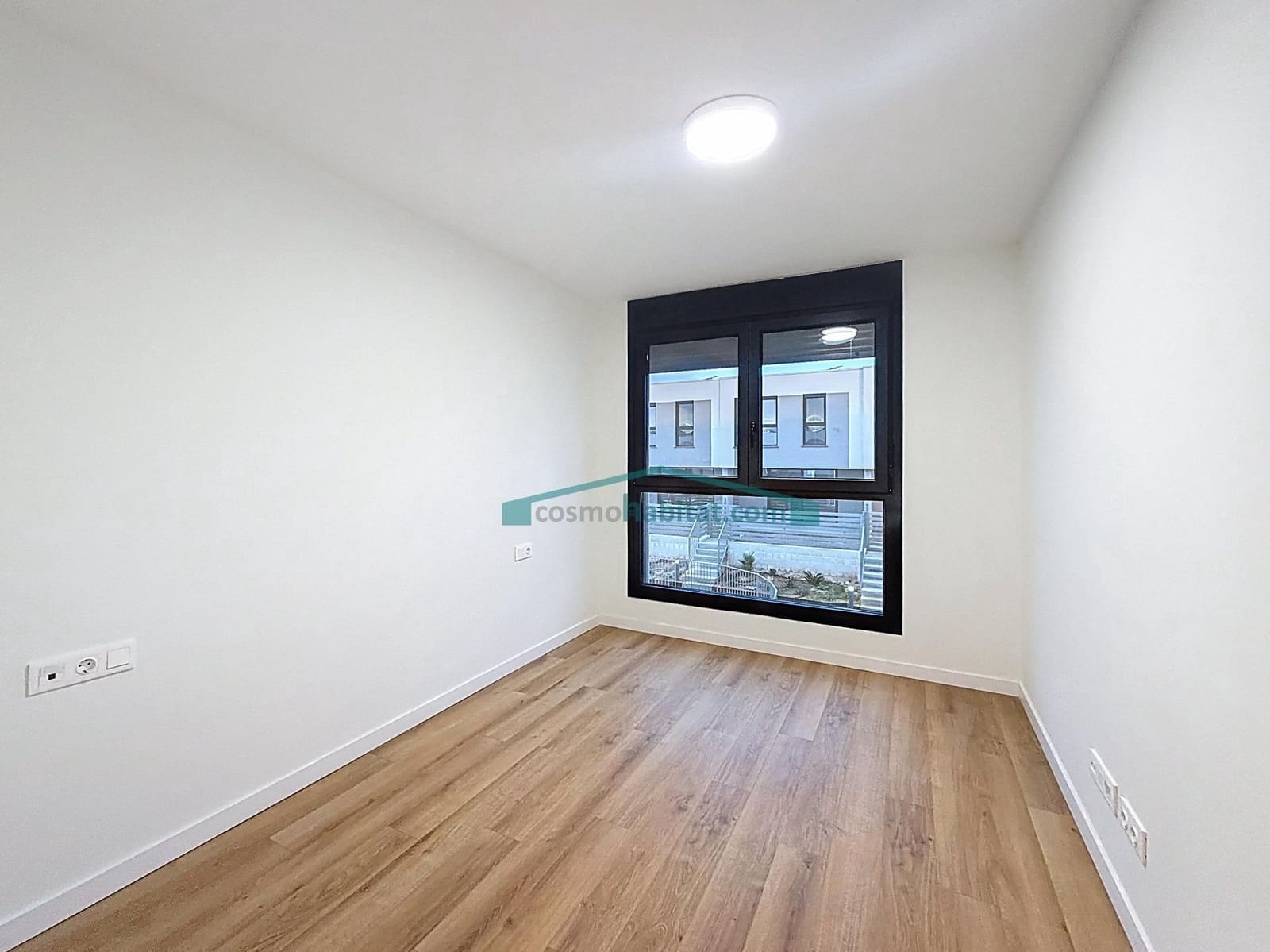 4 Zimmer Reihenhaus zu vermieten in San Antonio de Benageber mit Pool Garage - 2.400 € (Ref: 10078721)