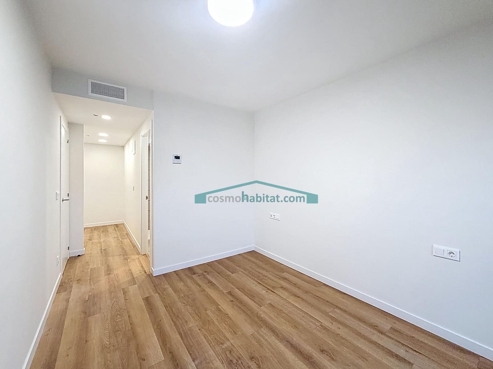 4 Zimmer Reihenhaus zu vermieten in San Antonio de Benageber mit Pool Garage - 2.400 € (Ref: 10078721)