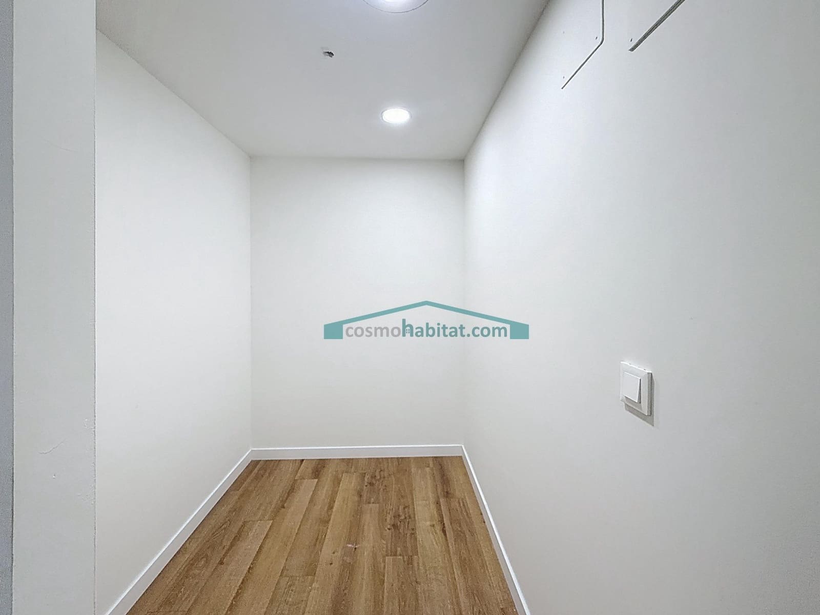 4 Zimmer Reihenhaus zu vermieten in San Antonio de Benageber mit Pool Garage - 2.400 € (Ref: 10078721)