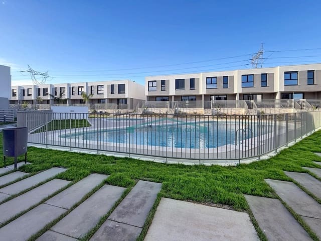 4 Zimmer Reihenhaus zu vermieten in San Antonio de Benagéber mit Pool Garage - 2.400 € (Ref: 10078721)