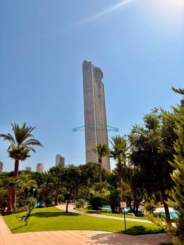 2 slaapkamer Flat te koop in Playa Poniente, Benidorm met zwembad garage - € 495.000 (Ref: 10078723)