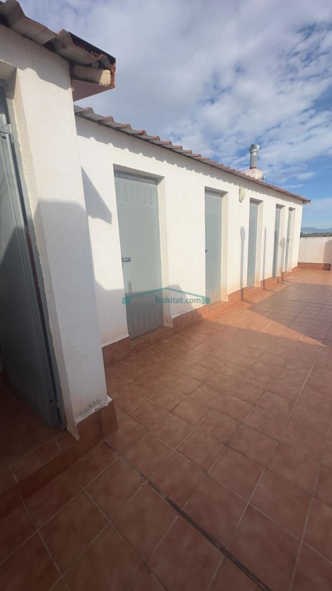 2 soveværelse Lejlighed til leje i Nules med swimmingpool - € 690 (Ref: 10078725)