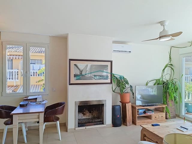 Piso de 2 habitaciones en El Campello en venta con piscina - 204.000 € (Ref: 10078726)