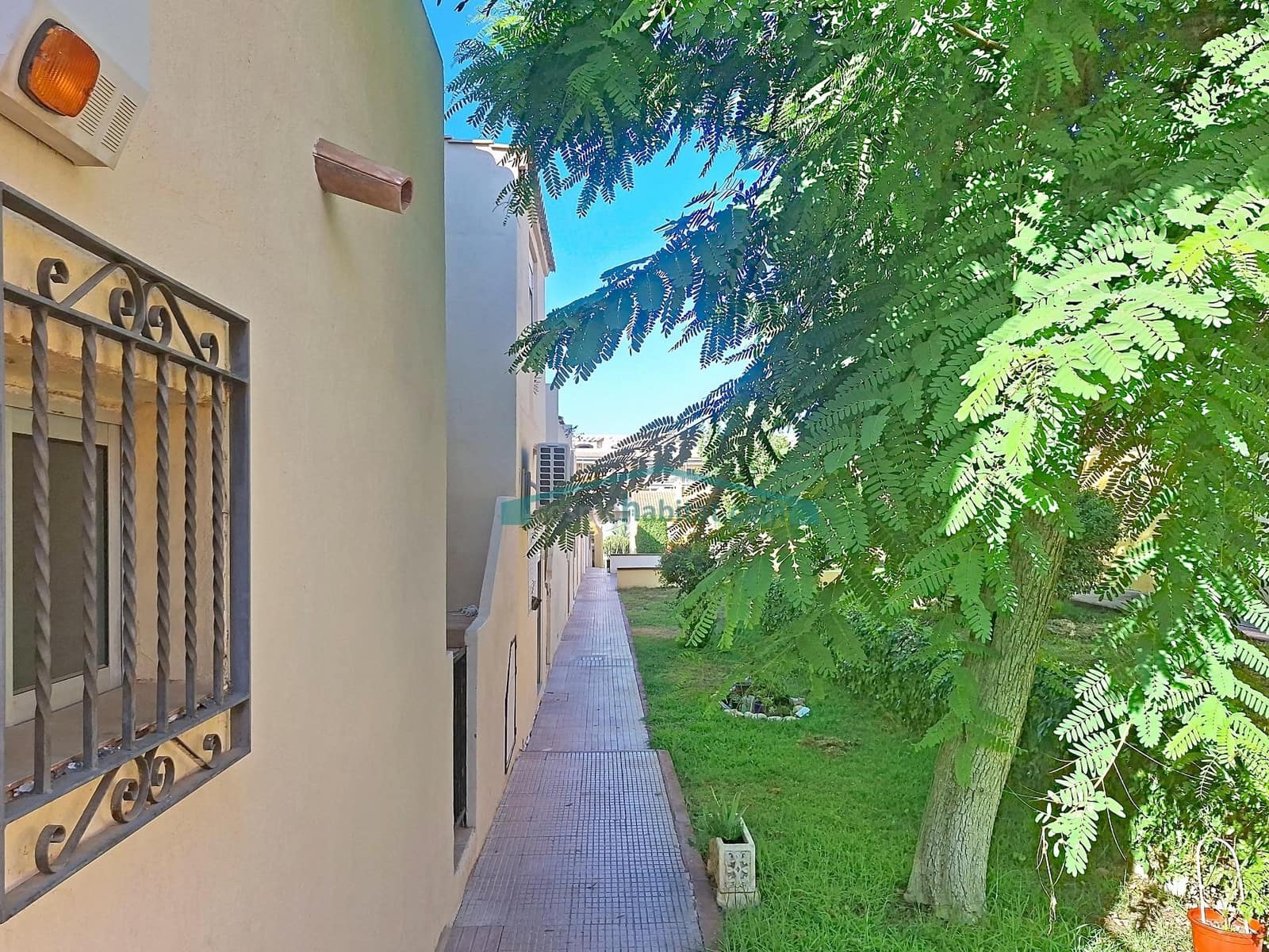 2 bedroom Flat for sale in El Campello with pool - € 204,000 (Ref: 10078726)