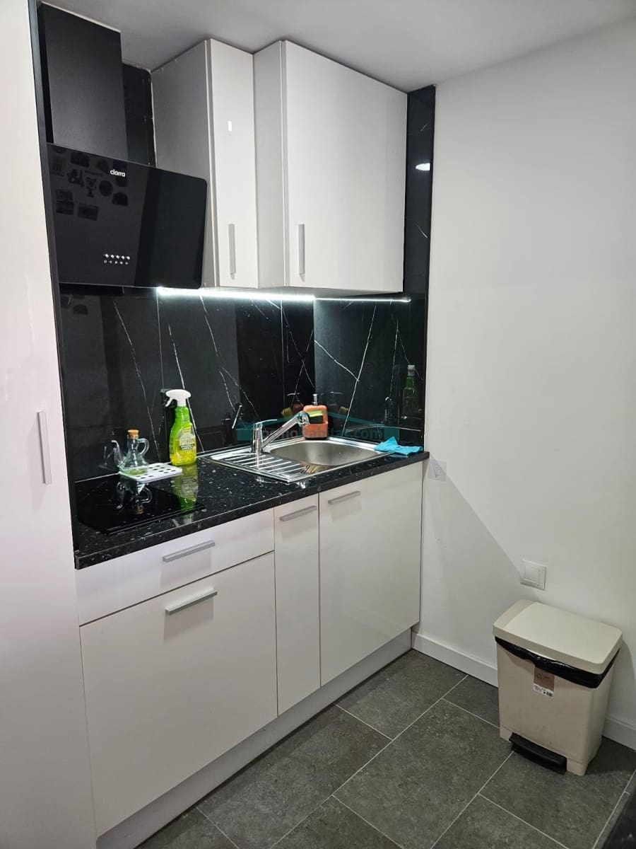 Studio na sprzedaż w Benidorm z basenem - 95 000 € (Ref: 10078730)