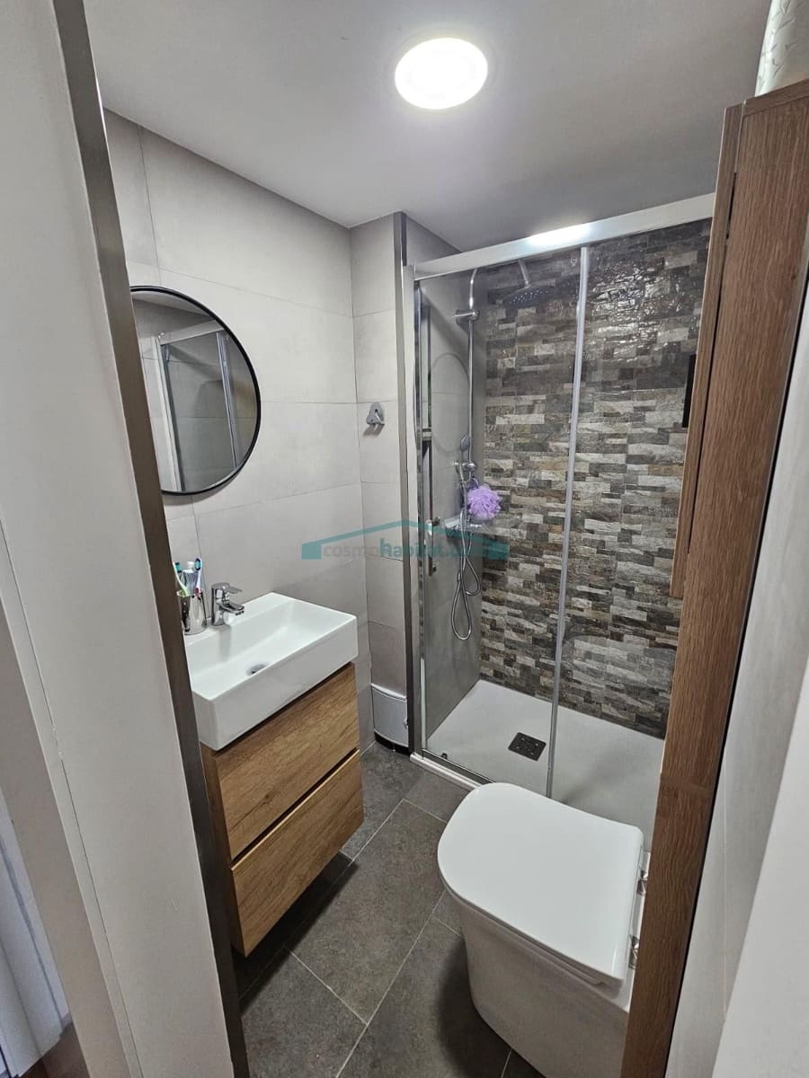 Studio na sprzedaż w Benidorm z basenem - 95 000 € (Ref: 10078730)