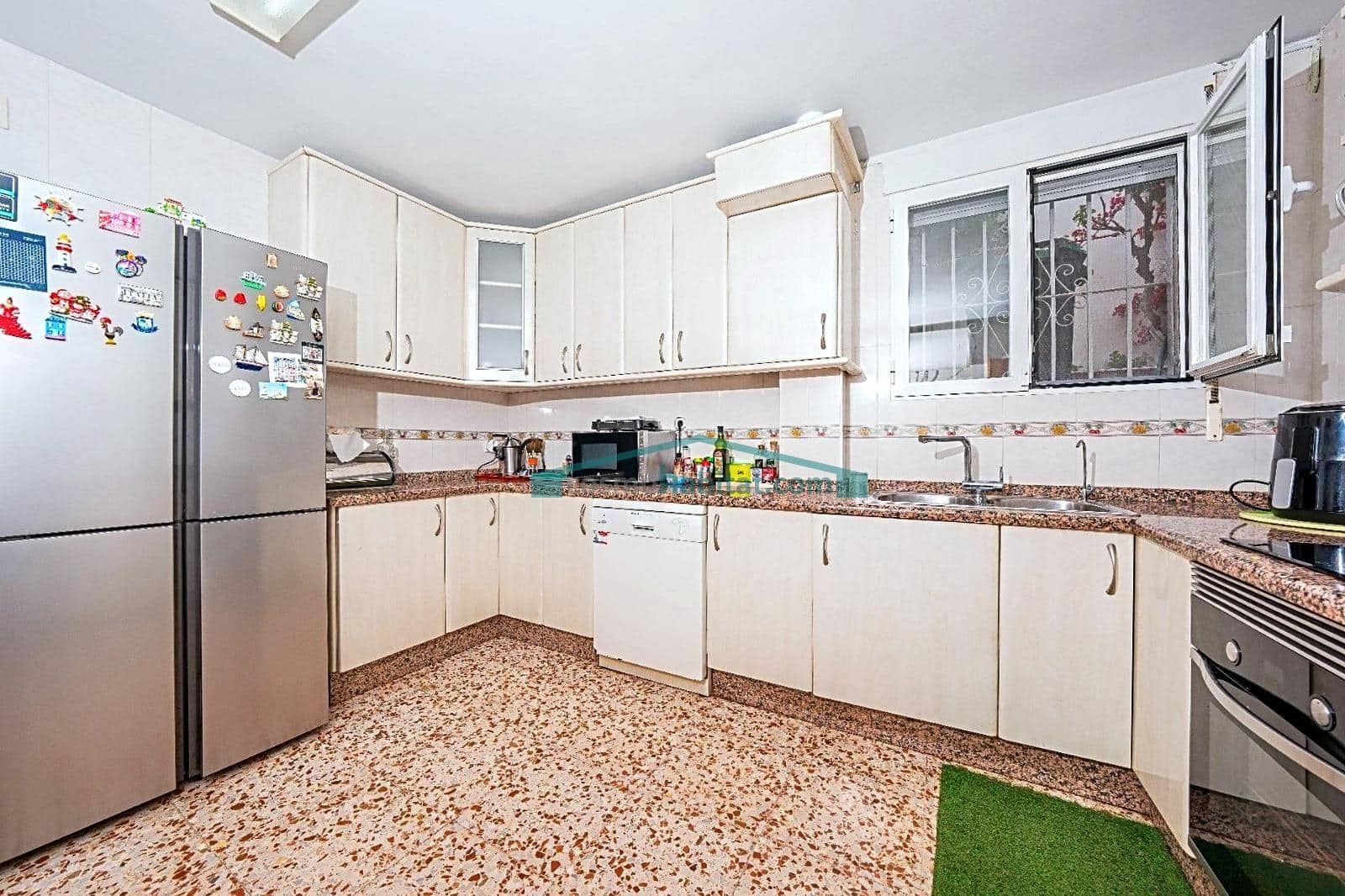 6 soveværelse Bungalow til salg i La Nucia - € 899.000 (Ref: 10078734)