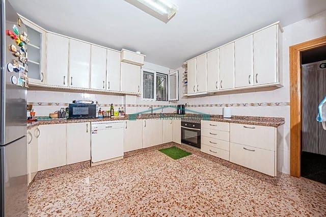 6 soveværelse Bungalow til salg i La Nucia - € 899.000 (Ref: 10078734)