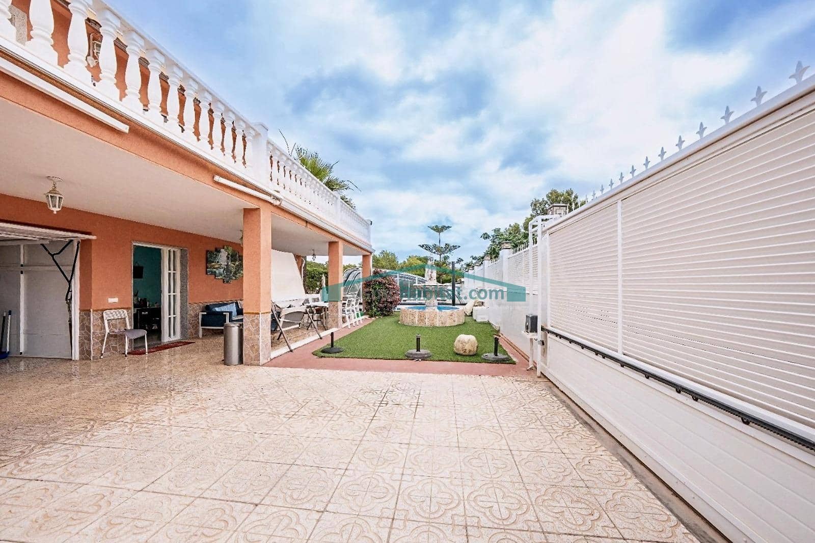 6 soveværelse Bungalow til salg i La Nucia - € 899.000 (Ref: 10078734)