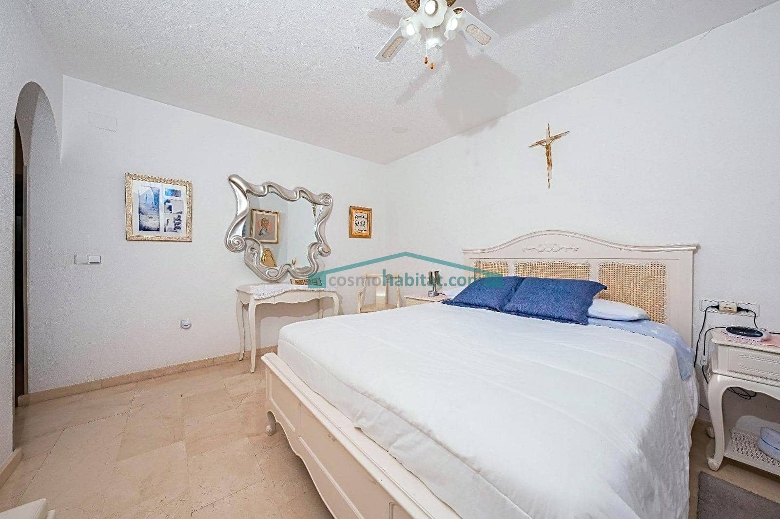 6 bedroom Bungalow for sale in La Nucia with pool - € 799,000 (Ref: 10078734)