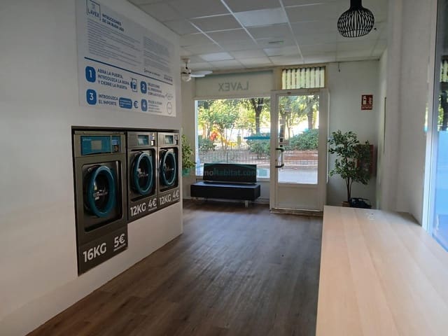 Erhverv til salg i La Fontsanta, Valencia by - € 64.900 (Ref: 10078736)