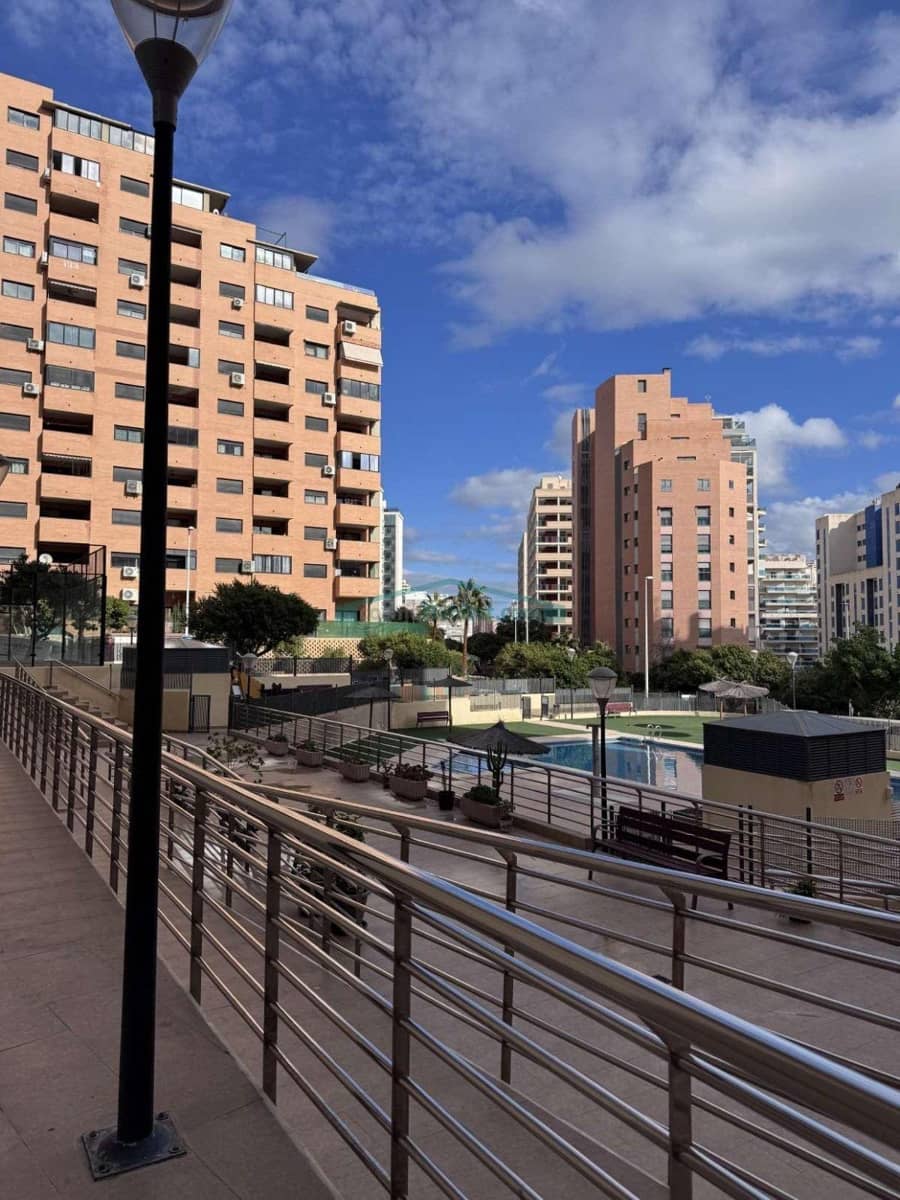 Piso de 2 habitaciones en La Villajoyosa / Vila Joiosa en venta con piscina garaje - 259.000 € (Ref: 10078740)
